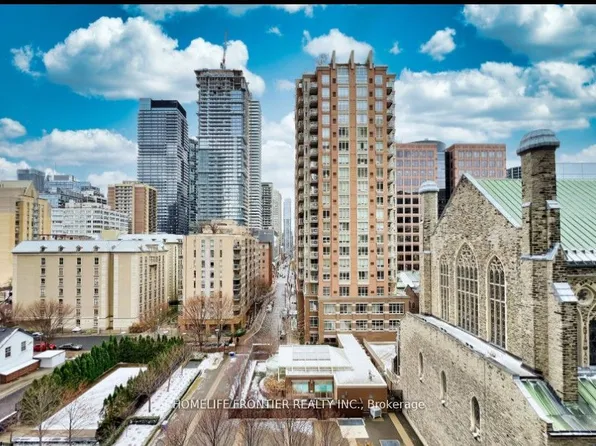 28 Ted Rogers Way E, Toronto, ON