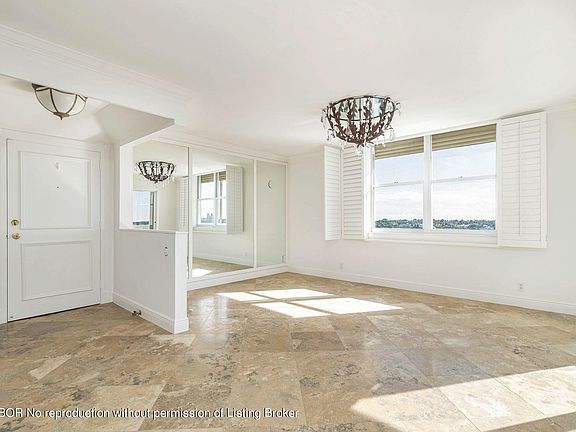 2nd image of 2600 N Flagler Dr APT 807