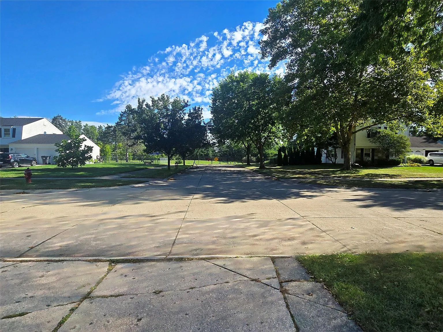 4 bed, 2.0 bath, 1807 sqft, $2,700 — Photo 4