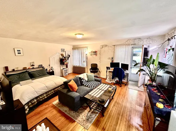 243 W Rittenhouse St APT 2C, Philadelphia, PA 19144
