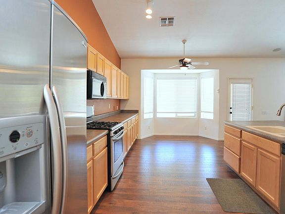 2nd image of 9458 N Stonebrook Dr