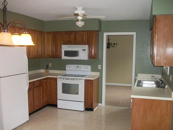 3rd image of 6369 White Cove Dr