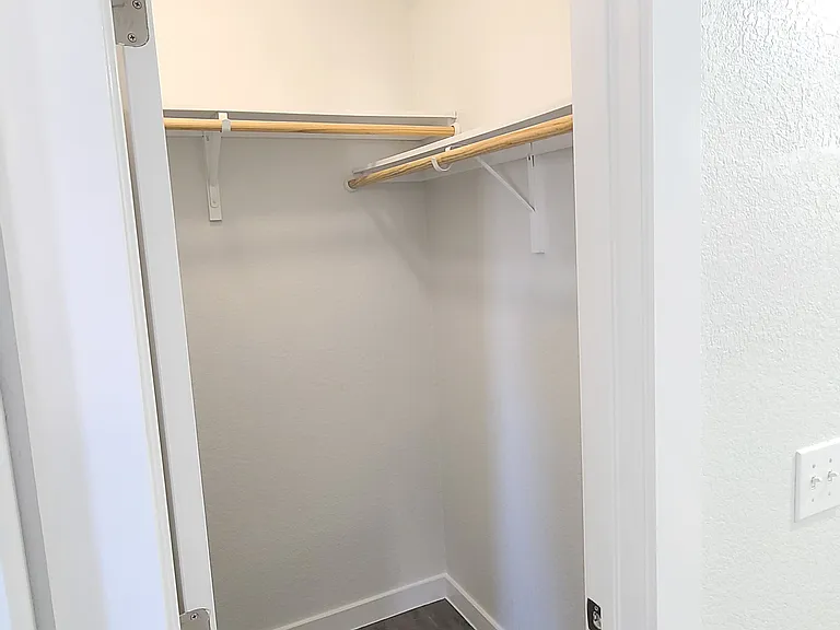 7406 Geneva Dr #2B — Photo 11