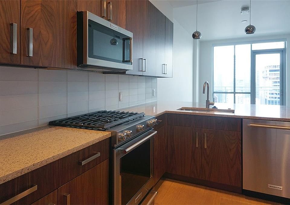 1st image of 222 West Ave #2707
