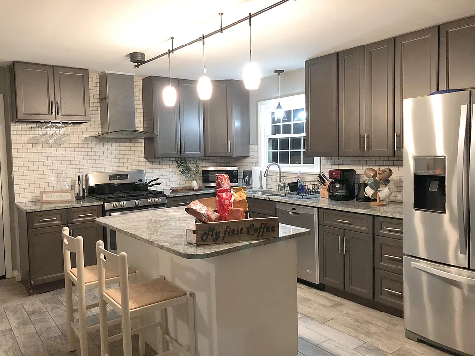 Brand New kitchen! Island granite countertops