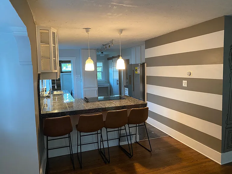 246 E Hampton Ave — Photo 5