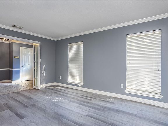 5th image of 5934 Pebble Springs Dr