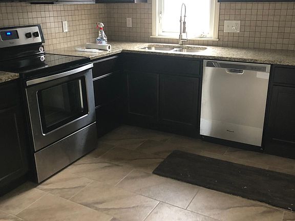 2nd image of 5396 Beacon Ave