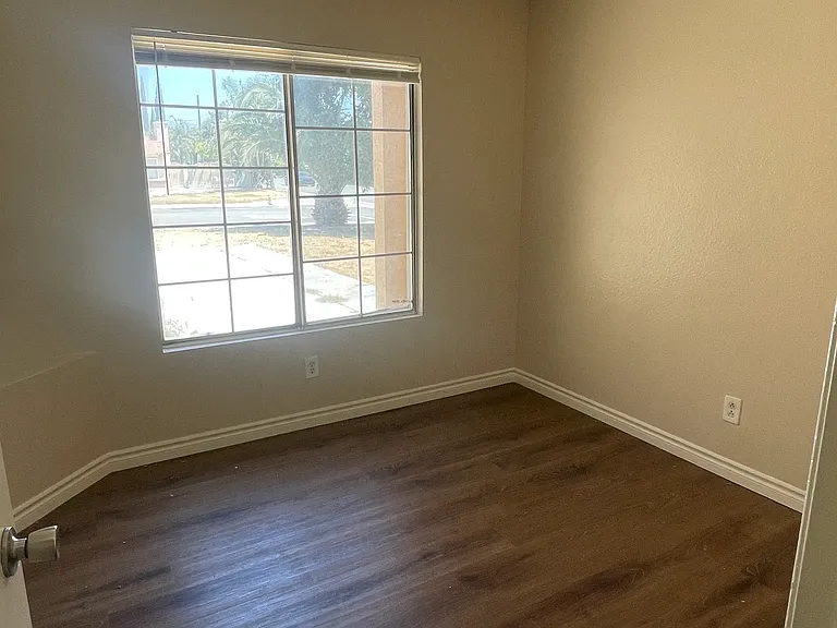 Upland Ave — Photo 12