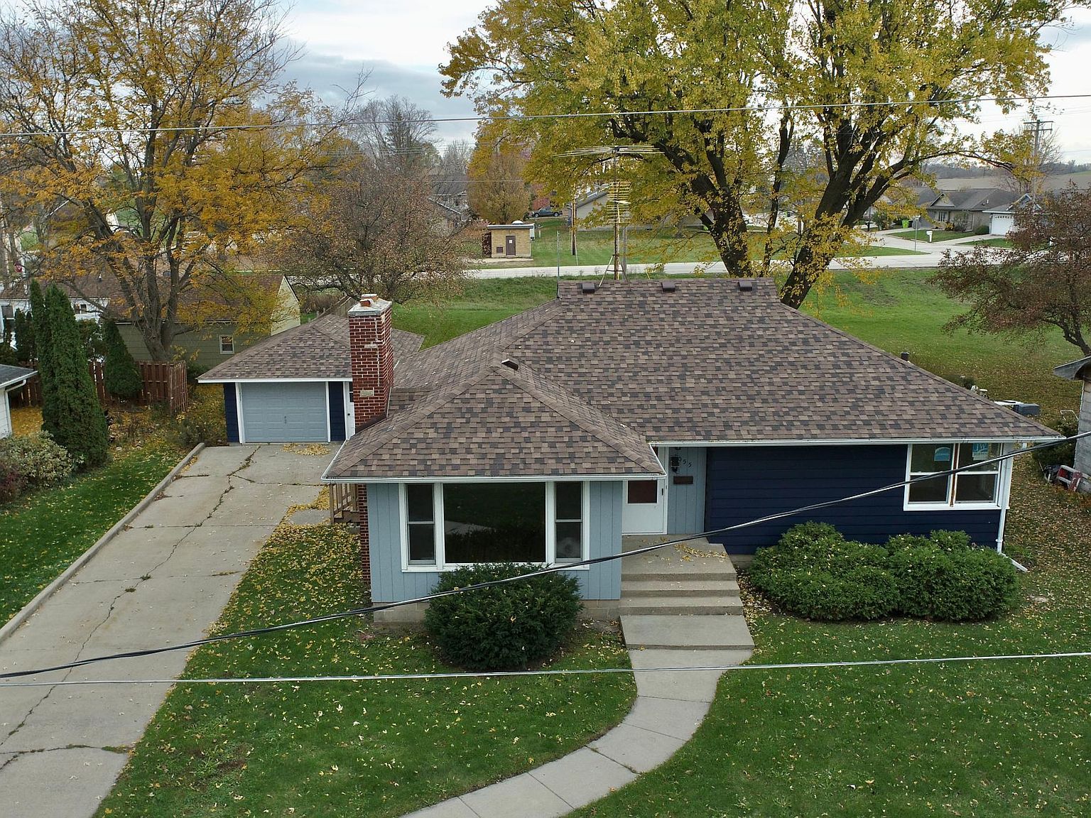 1055 W 4th St, Zumbrota, MN 55992 Zillow