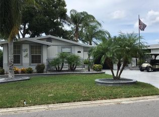 1730 Magnolia Ave, Lady Lake, FL 32159