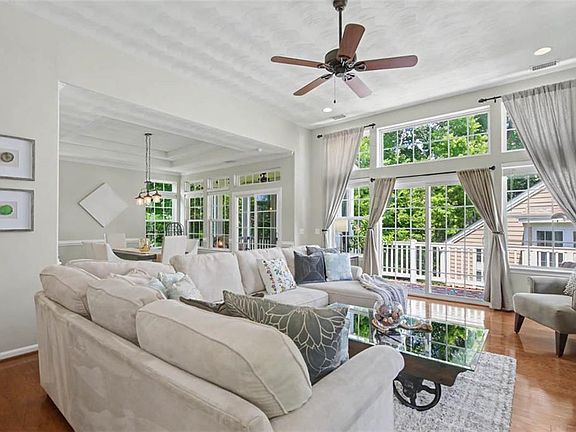 2nd image of 5448 Paperwhite Ln
