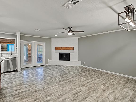 4th image of 3207 Duke Ave
