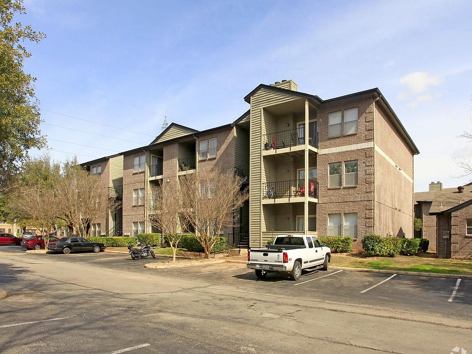 1st image of 12166 Metric Blvd APT 3015