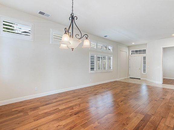 3rd image of 6459 Pine Valley Drive