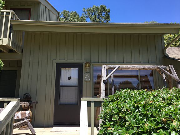 2nd image of 153 Fox Run Blvd