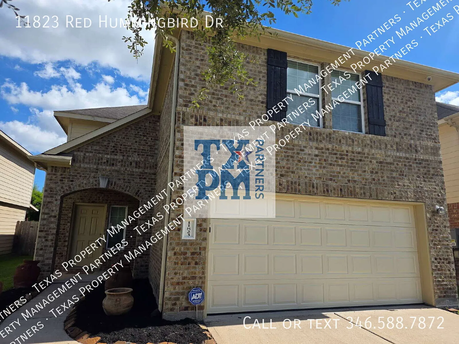 Freshly Updated 4 Bedroom City Park Home Near the Medical Center — Photo 4