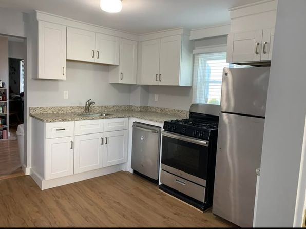 21 School St #1