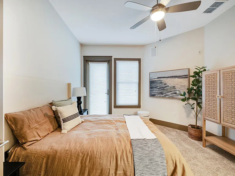 Varela Westshore Apartments — Photo 36