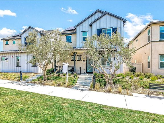 3rd image of 32613 Brunello Way