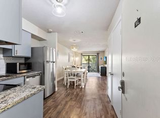 45 Folly Field Rd APT 16L, Hilton Head Island, SC 29928