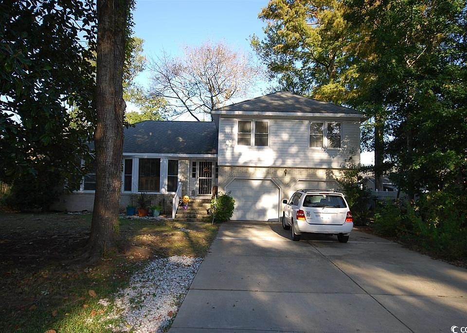 1st image of 1014 S Cedar Dr.