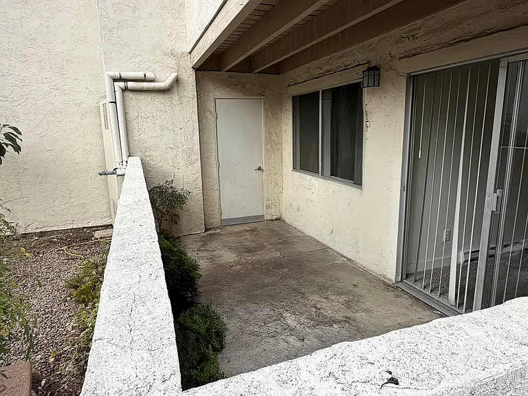 Black Mountain Villas — Photo 11