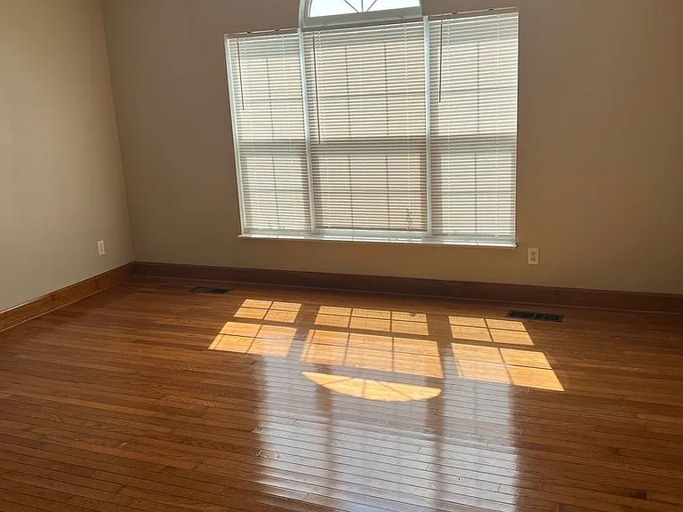 1201 Heartland Dr — Photo 18