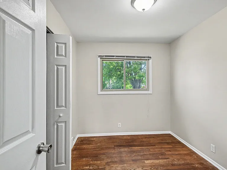 22282 E Schafer St — Photo 8