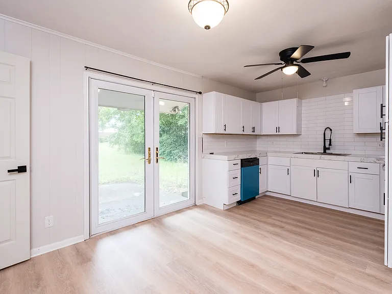 6915 Bluebird Dr — Photo 14