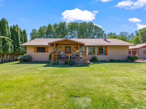 10300 State Highway 410, Naches, WA 98937