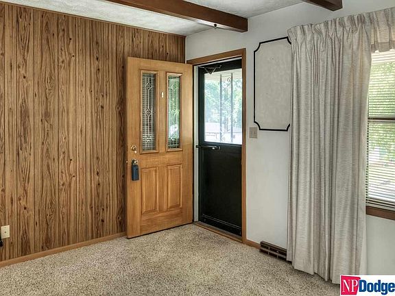 2nd image of 3012 Evelyn St