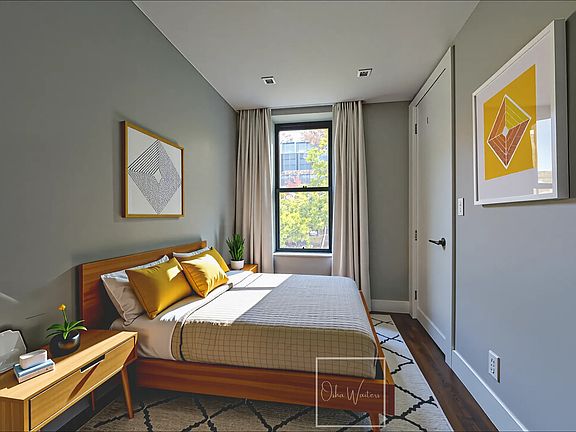 3rd image of 311 E 109th St APT 2E