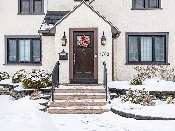 4th image of 1700 Winton Rd N