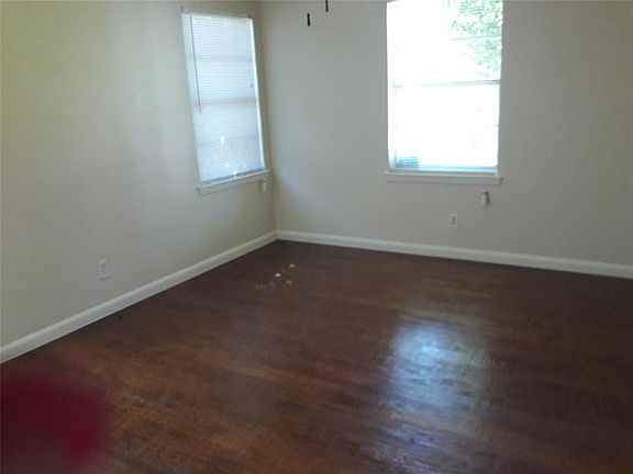 5th image of 1752 Mariposa Dr