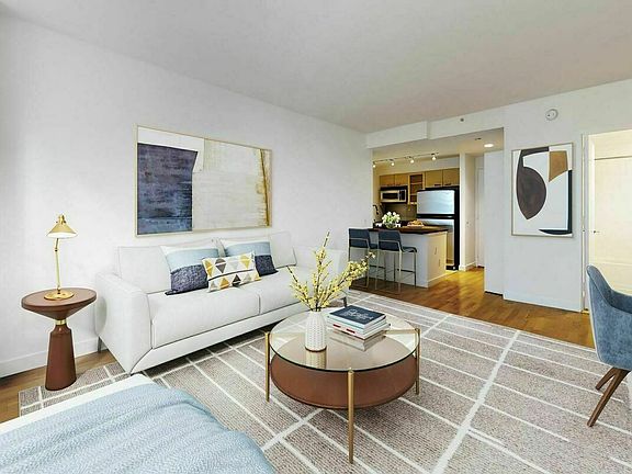 3rd image of 88 Leonard St APT 625