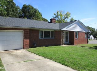 208 S Saint John St, Burlington, NC 27217