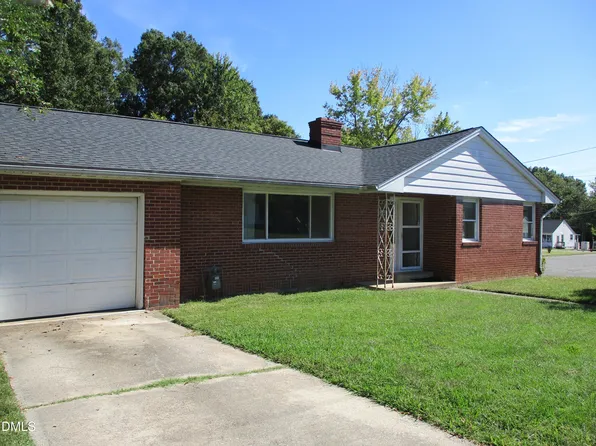 208 S Saint John St, Burlington, NC 27217