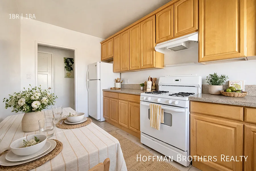 1 bed, $2,295 — Photo 2