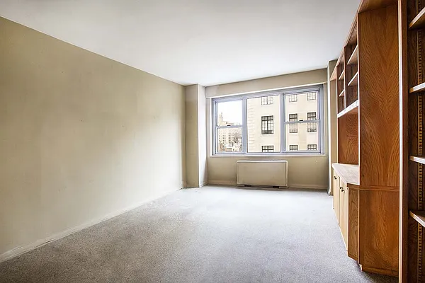 Sold by Stribling | media 28