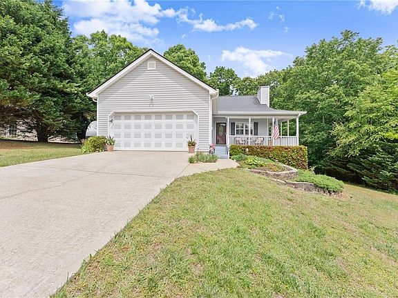 4th image of 652 Shadow Mountain Ln