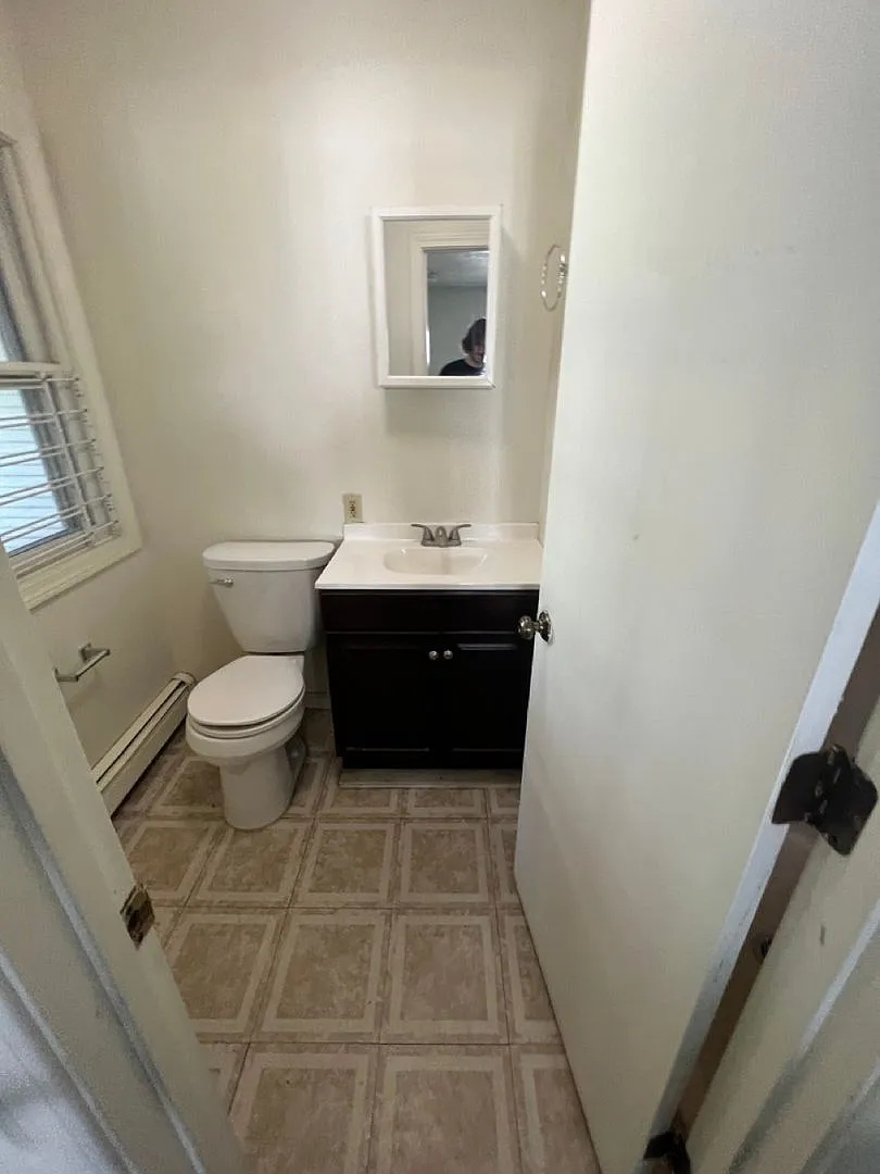 66 Hungerford — Photo 4