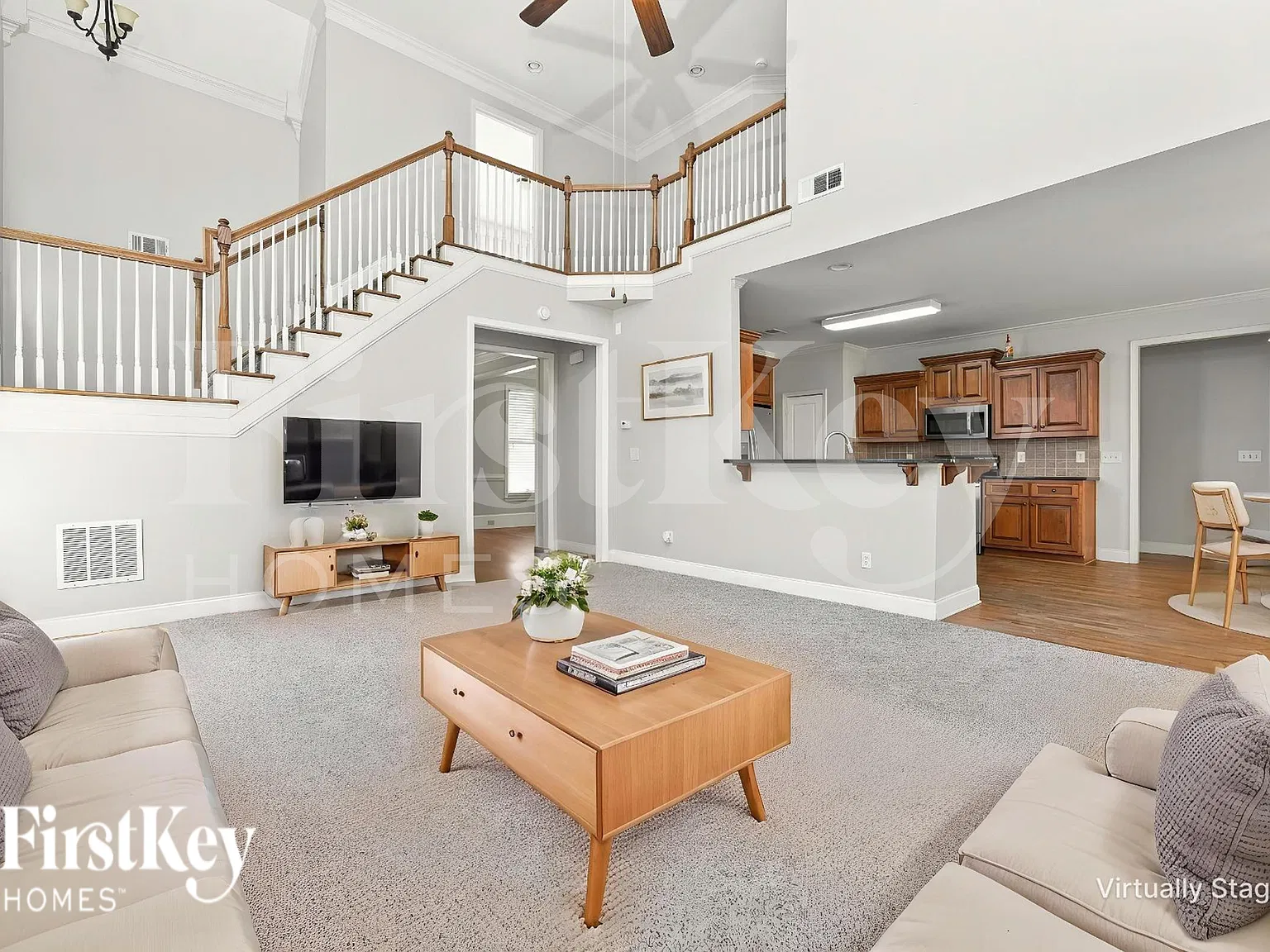 4 bed, 3.5 bath, 2846 sqft, $2,490 — Photo 3