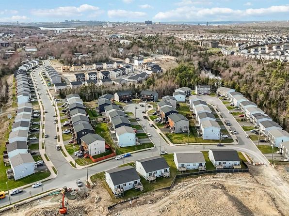 83 Golden Way, Halifax, NS B3R 0G1