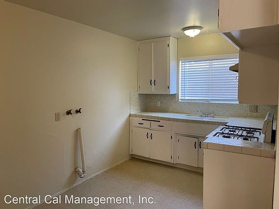 2nd image of 535 28th St #535