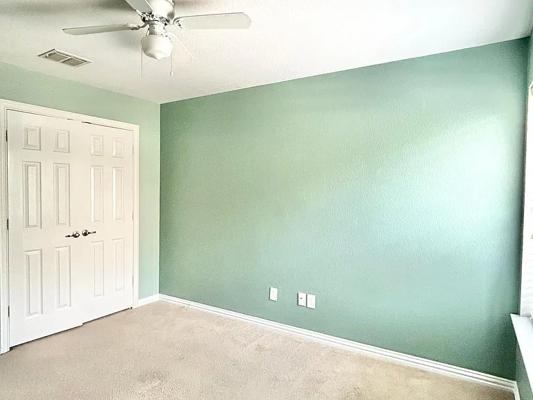 604 Peacock Dr — Photo 39