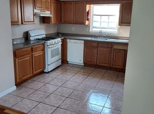 87 S 19th St #1, Newark, NJ 07103