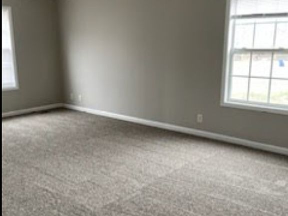 4th image of 440 Terrier Way