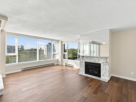 5th image of 5425 Yew St #901