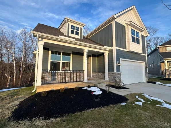 6816 Cork Dr, West Chester, OH 45069